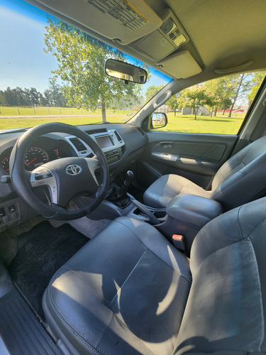 Toyota Hilux Pick-Up 3.0 Cd Srv Cuero I 171cv 4x2