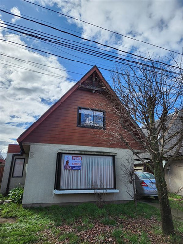 Casa En Venta De 3 Dorm. En Los Angeles