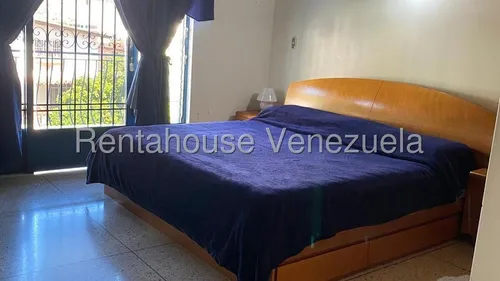 Casas En Venta Mls #25-12062