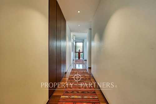 Moderno Penthouse Con Vista Despejada