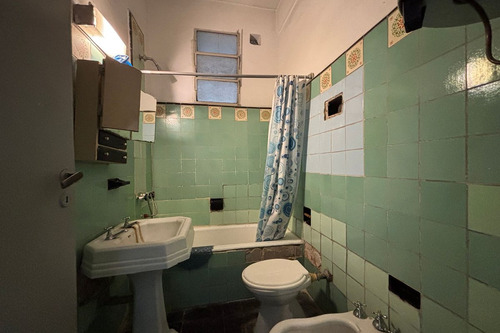 Departamento 3 Amb + Escritorio Venta Flores Caba