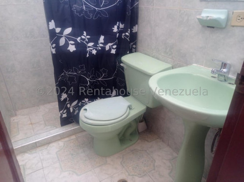 Milagros Inmuebles Apartamento Alquiler Barquisimeto Lara Zona Centro Economica Residencial Economico Código Inmobiliaria Rent-a-house 25-5187