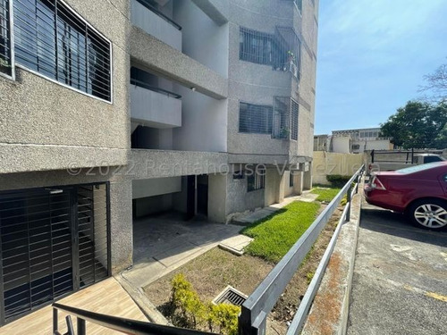 Imagen 23 de 30 de Apartamento En Venta Este Barquisimeto, Cerca De Avenida Abogados, Amplio Patio, Info. 0424-5325471, Codigo 22-22704 Mf