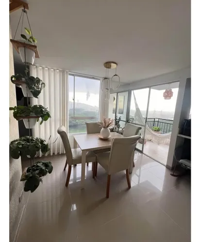 Venta Apartamento 60mts2, En Las Guabinas, Yumbo, 13415-1