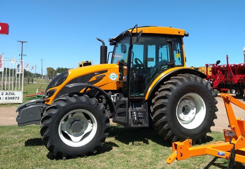 Imagen 2 de 4 de Tractor Valtra A 124. Nuevo!