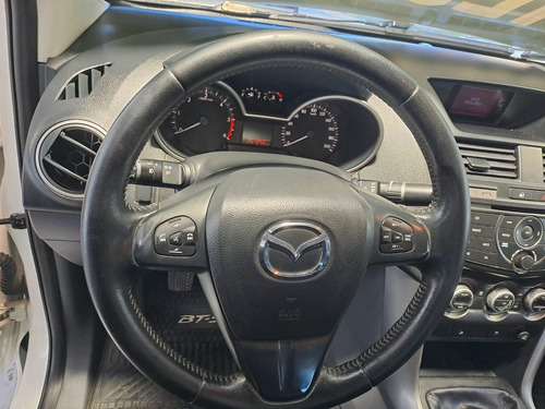 Mazda BT50 D/C 2.2L 4X4 Sdx 6Mt