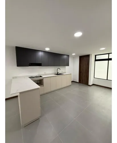 Venta Apartamento En Laureles, Permiso Airbnb