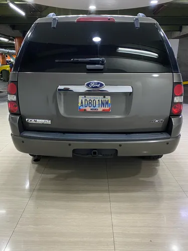 Ford Explorer Limited 2010