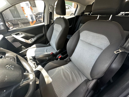 Peugeot 208 1.5 Allure Touchscreen