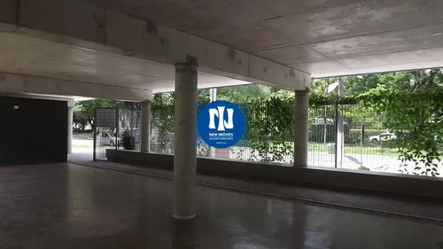 Imagem 2 de 4 de Prédio Comercial - Alto De Pinheiros - Newc0064