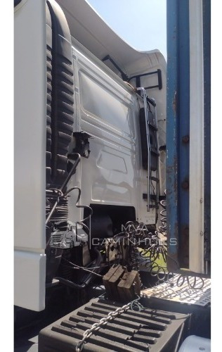 Imagem 6 de 15 de Caminhão Volvo Fh 380 4x2 Ano 2005