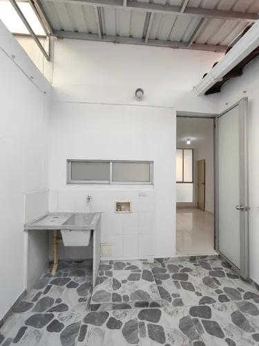 Casa En Arriendo En Prados Del Este. Cod A21497