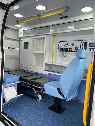Imagem 10 de 19 de Renault Master Ambulancia L2h2 Uti Pack Conforto