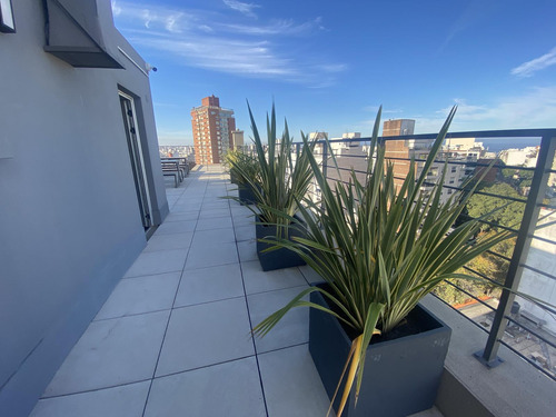 Departamento Monoambiente En Venta Ubicado En Montevideo, Uruguay Con Seguridad, Solarium, Parrilla