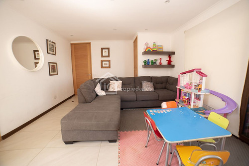 Increíble Vista 3d/3b + Servicios/salida A Vitacura