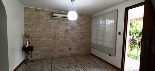Imagen 20 de 30 de Maria Eugenia Blanco Vende Casa En Prebo, Valencia 452147