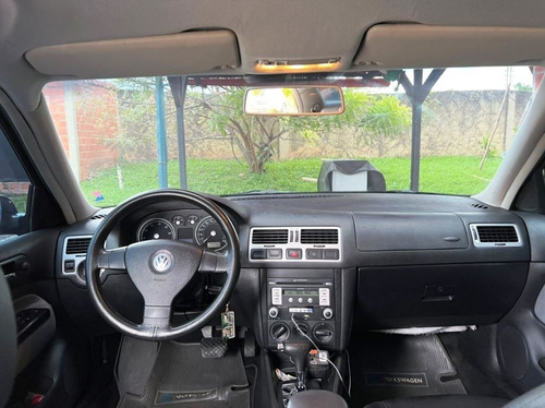 Imagen 6 de 10 de Volkswagen Bora 2.0 2008 Automático