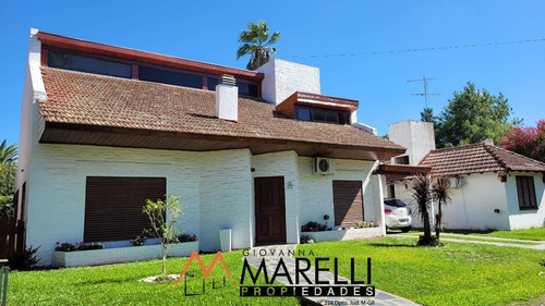 Casa A La Venta En Country Las Lajas