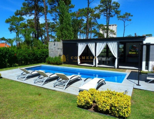 Moderna Casa Playa Mansa - Punta Del Este - 5 Dorm.- Ref: 3497