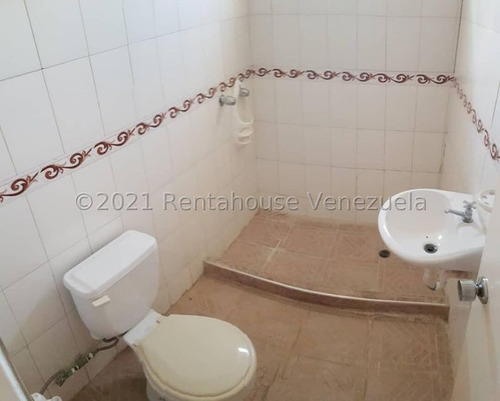 Imagen 7 de 17 de Linda, Amplia Y Acogedora Casa. 04120656408 Cod Mls 22-6348