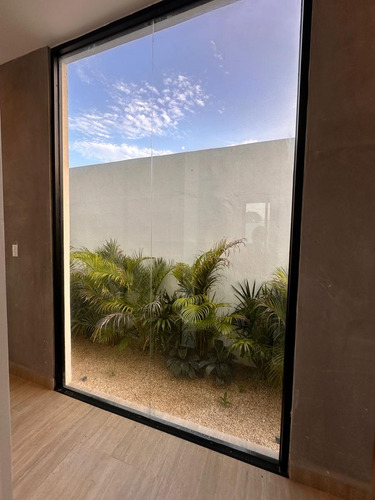 Casa En Venta Merida, Conkal, Privada Olivia, Una Planta, Entrega Inmediata.