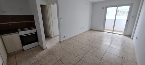 Imagen 4 de 12 de Alberdi - Oportunidad 1 Dormitorio C/balcón - Pileta En Terraza - A Mts Ex Registro Civil