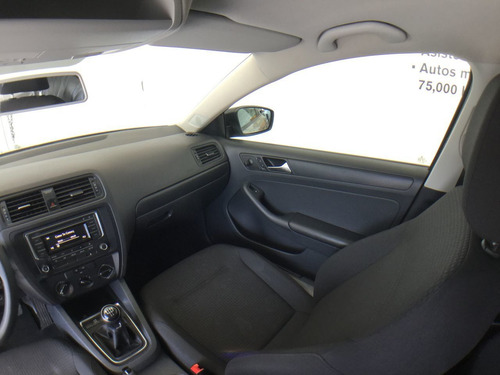 Imagen 14 de 15 de Volkswagen Jetta 4 Puertas