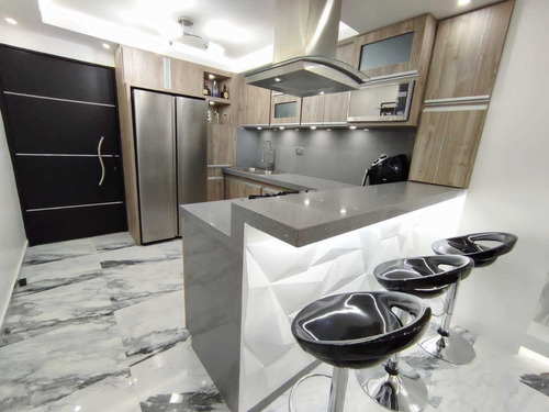 Imagen 3 de 15 de Venta Apartamento Pueblo Nuevo San Cristobal