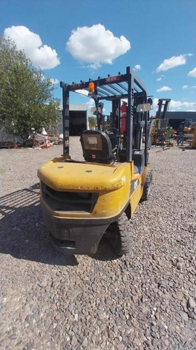 Autoelevador Cat Dp30nm 3000kg Diesel Torre Triple C/desp