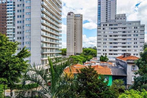 Imagem 2 de 15 de Flat No Ibirapuera, Próximo Ao Parque . - Sf32302