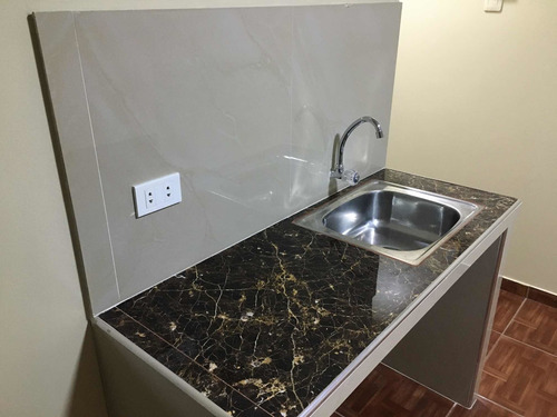 Imagen 4 de 12 de Minidepa De 30 M2 Alt.c.3 Av. La Molina, Incluye Servicios