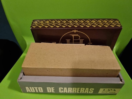 Auto De Carreras De Ojalata Paya Hecho En España Plateado (Usado)