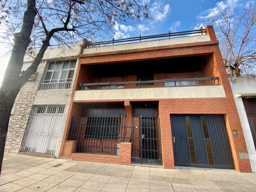 Casa En Venta En Liniers