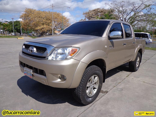 Toyota Hilux Kavak Automática 4x4