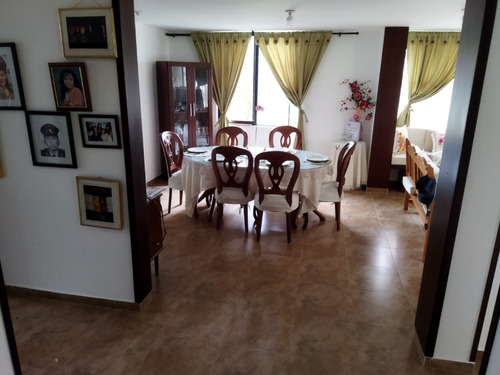 Imagen 4 de 29 de Hermosa Y Moderna Casa, Excelente Ubicación. Sector Tierra Grata. Precio Negociable!!!