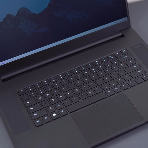 Imagen 4 de 6 de Razer Blade Pro 17 Gaming Laptop Rtx 2080