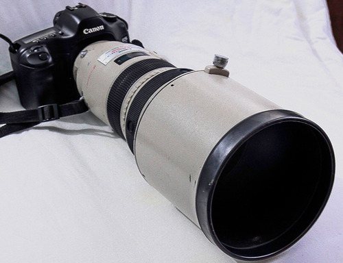 Maq. Fotog. Eos 5d Lente Canon 300mm Ef 2.8 / Et-120