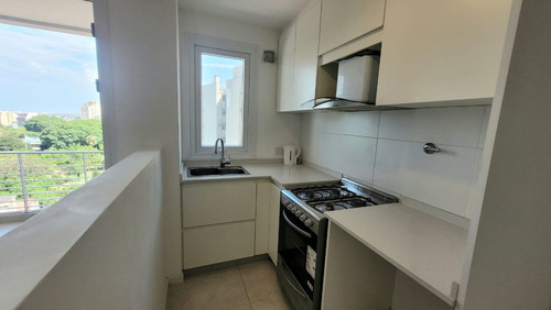 Venta 2 Ambientes Con Balcon En Parque Chacabuco