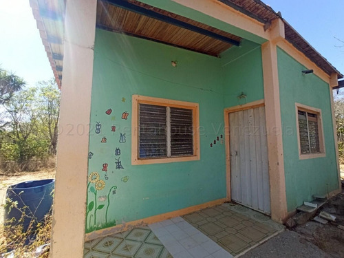 Imagen 1 de 30 de Casa Cómoda En Zona Este En Venta Barquisimeto El Cercado, José G. López 04145533925 Codigo 22-21303 Lara, Venezuela