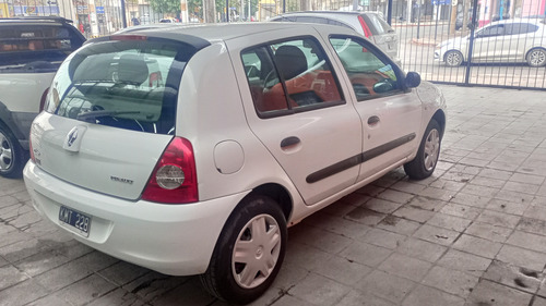 Renault Clio 1.2 Authentique Pack Ii 75cv