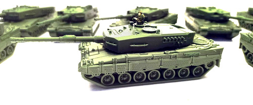 Tanque De Guerra Escala Ho + Soldado. Maqueta Imp 3d