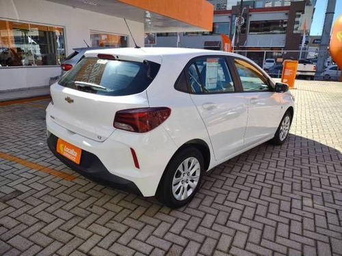Imagem 7 de 11 de Chevrolet Onix 1.0 Flex Lt Manual