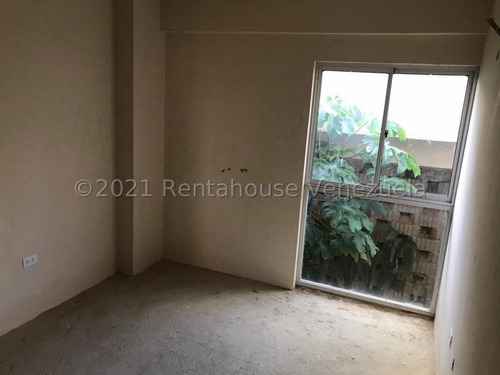 Imagen 5 de 14 de Eloisa Mejia Rentahouse Vende Townhouse En El Rincon Naguanagua 22-13614