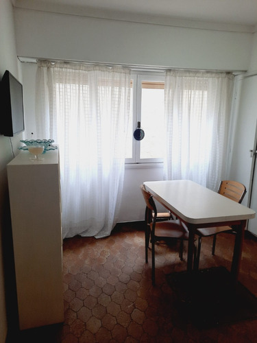 Imagen 8 de 21 de Casa Para 6 Personas En La Perla. Garaje. Wifi. Alquiler Temporario Ideal Familias !!!