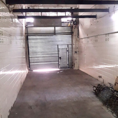 Imagen 5 de 7 de Zona Barrio Chino Local Comercial De Planta Libre Con Doble Altura