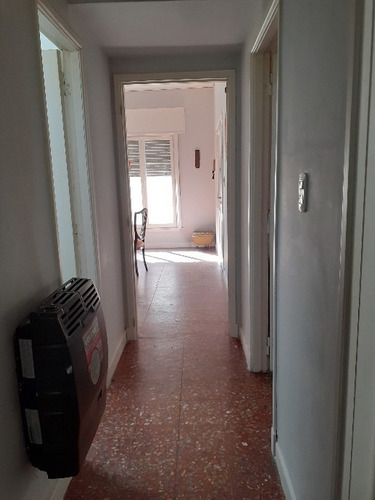 Imagen 11 de 12 de Casa En Venta, Sobre Av Rivadavia Moron Sur