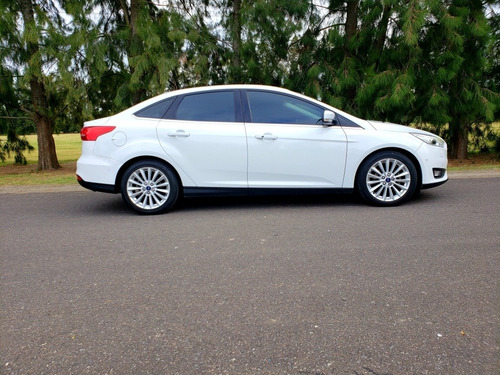 Ford Focus Iii 2.0 Sedan Titanium At6