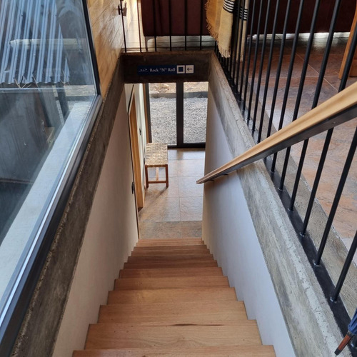 Casa En Venta - 3 Dormitorios 3 Baños - 2.100mts2 - San Martín De Los Andes