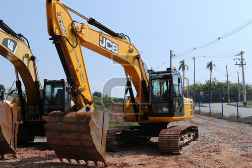 Escavadeira 20t Jcb Js220lc