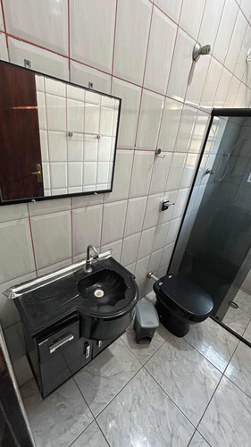 Casa 4 Quartos 2 Banheiros 250m2